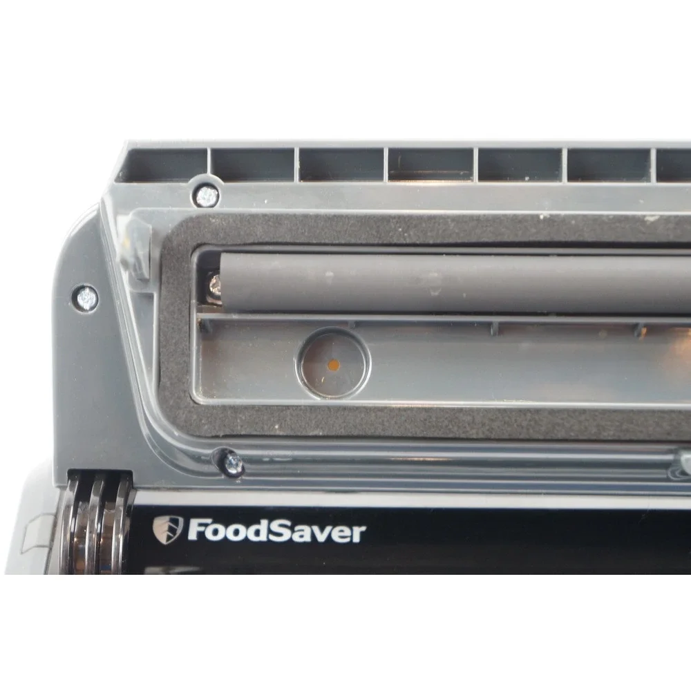 FoodSaver Vacuum Sealer FM2000-015 Black Accessory Port GC Tested Works